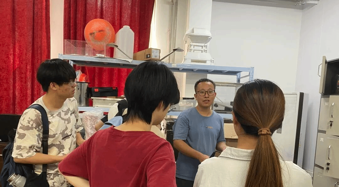 生开展一系列小学期实践教学活动瓦力游戏海洋学院马来西亚留学(图7) 生开展一系列小学期实践教学活动瓦力游戏海洋学院马来西亚留学(图7)